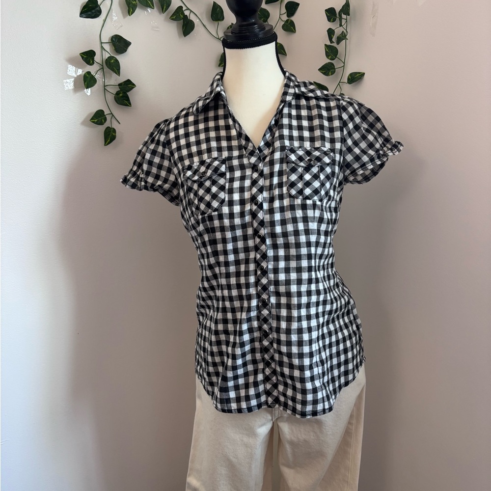 Black & White Gingham Button-Up Shirt